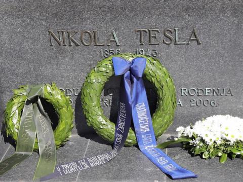 Kliknite za detalje...