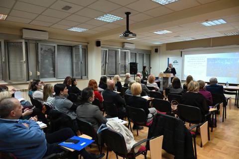 Kliknite za detalje...